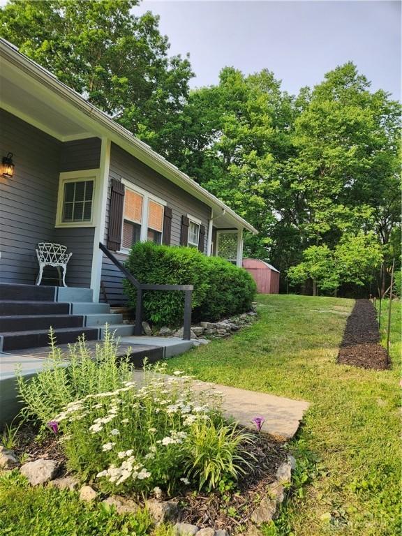 2282 Whitey Marshall Dr, Beavercreek, OH 45434 - view of green lawn