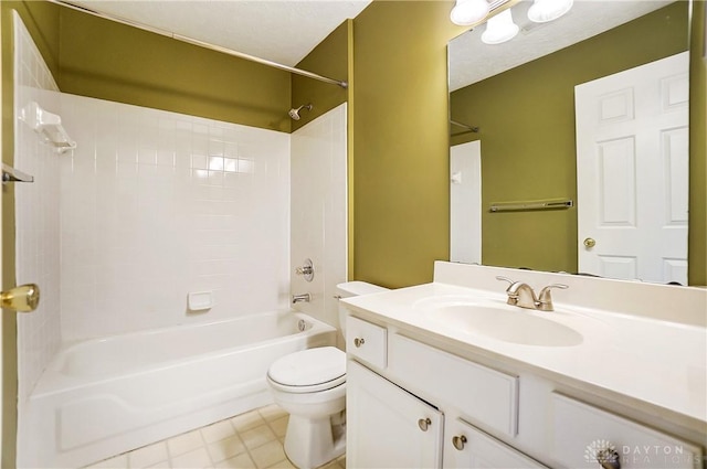 full bathroom with vanity, toilet, and washtub / shower combination