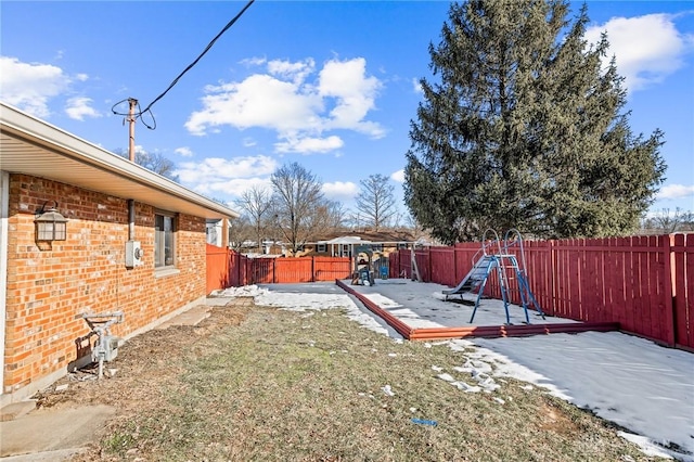 view of yard featuring a patio