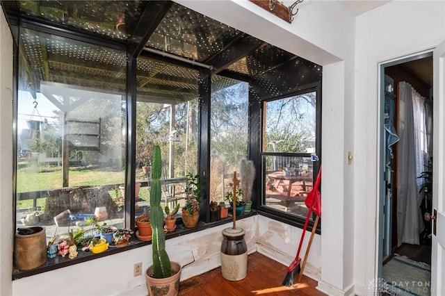 view of sunroom / solarium