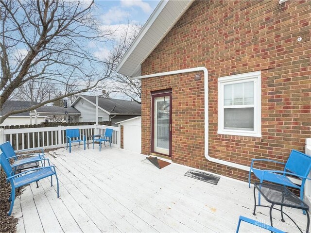 111 W Pinehurst St, Sidney, OH 45365 - view of wooden terrace