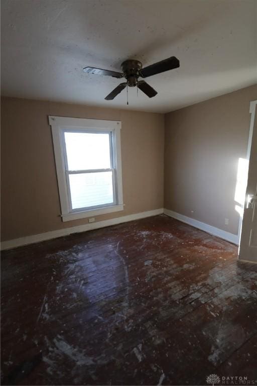 2318 Home Ave Unit 2316, Dayton, OH 45417 - empty room featuring baseboards and a ceiling fan