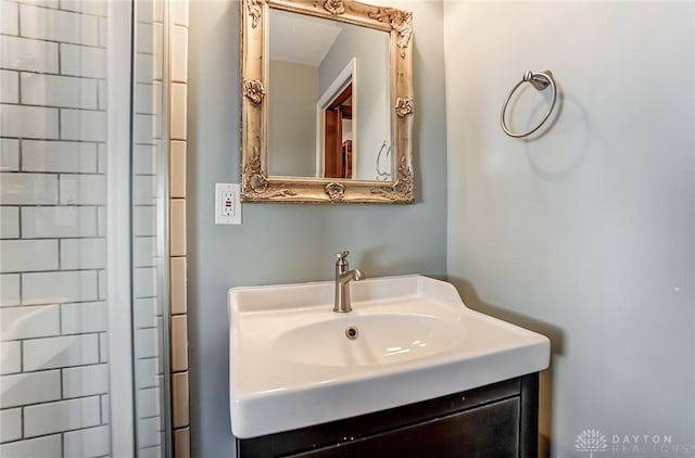 bathroom featuring sink