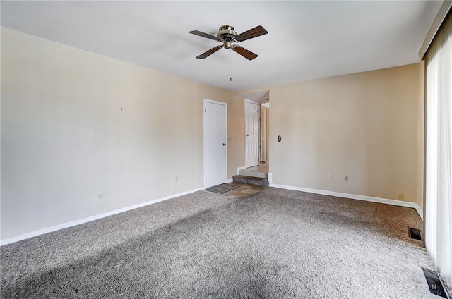 unfurnished room featuring carpet flooring and ceiling fan