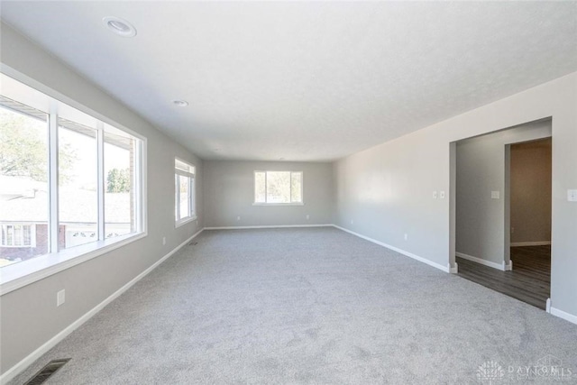 view of carpeted spare room