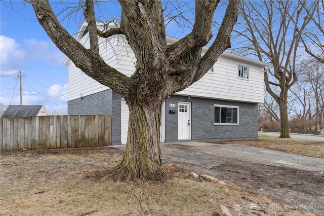 view of front of house featuring a garage