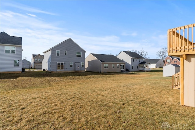 view of yard featuring a storage shed