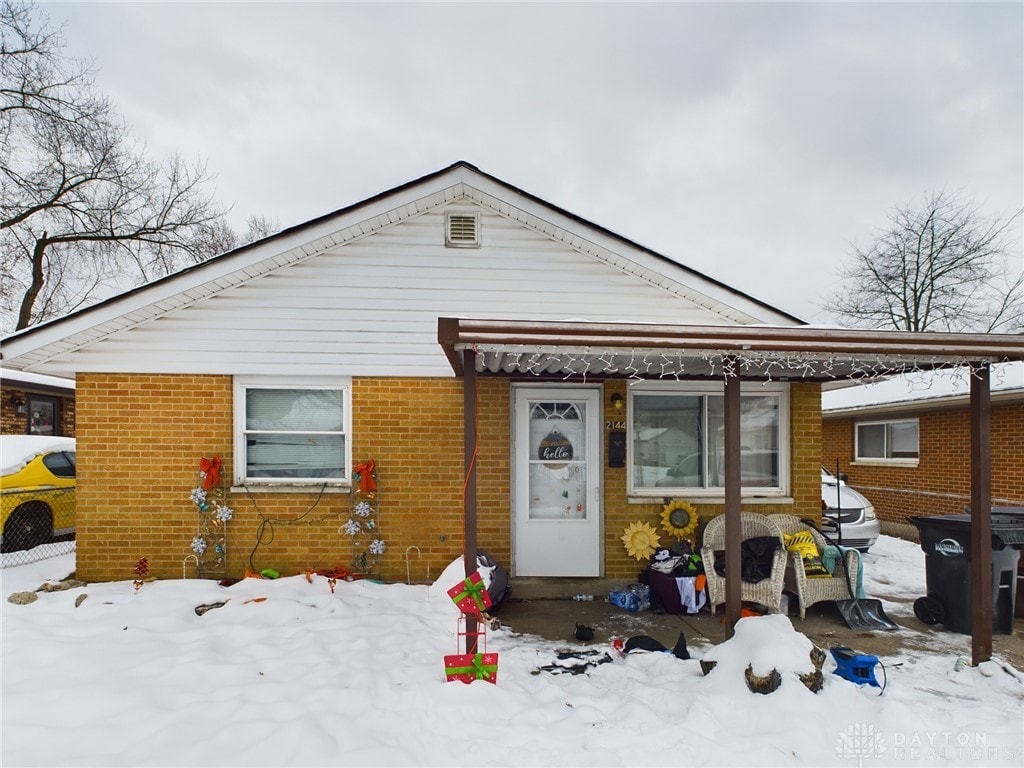 view of front of home