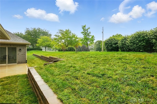 300 Grassy Creek Way, Washington Twp, OH 45458 - view of grassy yard