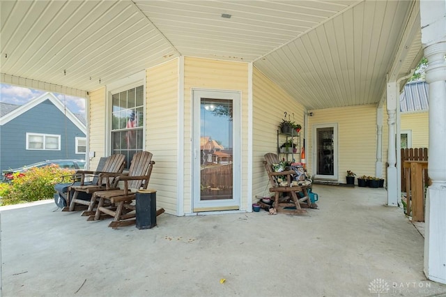 view of patio / terrace with covered porch