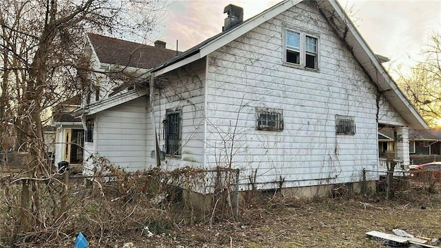 view of home's exterior