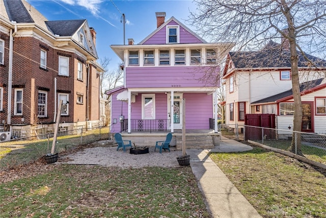 view of front of property with covered porch