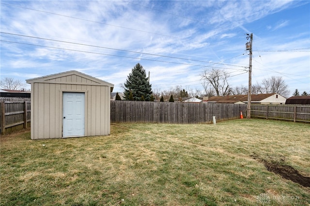 view of yard with a storage shed