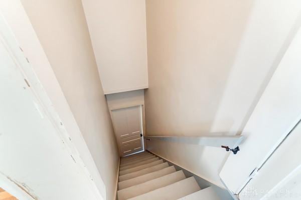 201 E Somers St, Eaton, OH 45320 - view of stairs