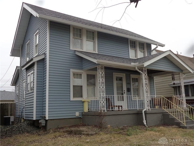 view of front facade featuring a porch