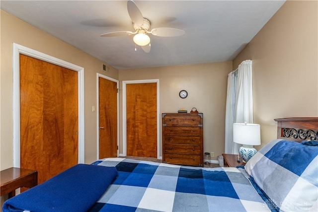 bedroom with ceiling fan