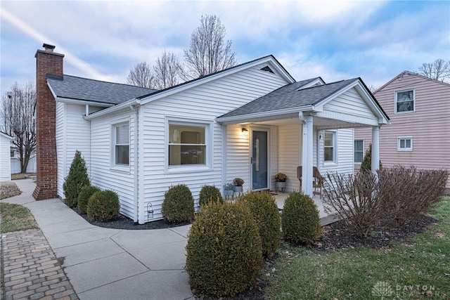 view of front of house with a porch