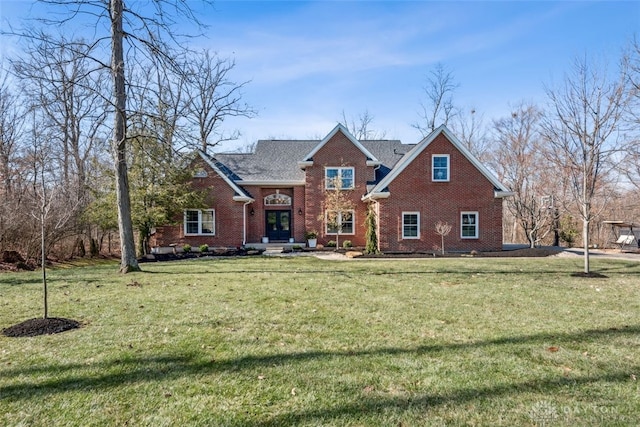 view of front of property with a front yard