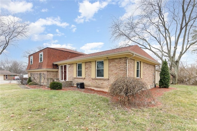 view of property exterior featuring a yard