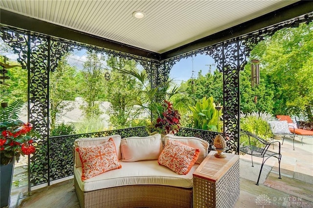 view of sunroom / solarium