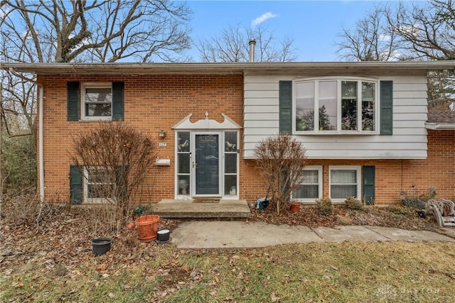 view of front of house featuring a patio area