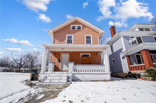 view of front of property featuring a porch