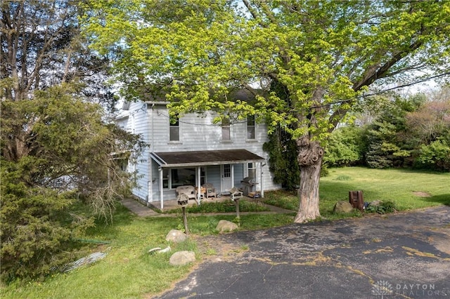 5400 S Iddings Rd, West Milton, OH 45383 - traditional-style home featuring a front lawn