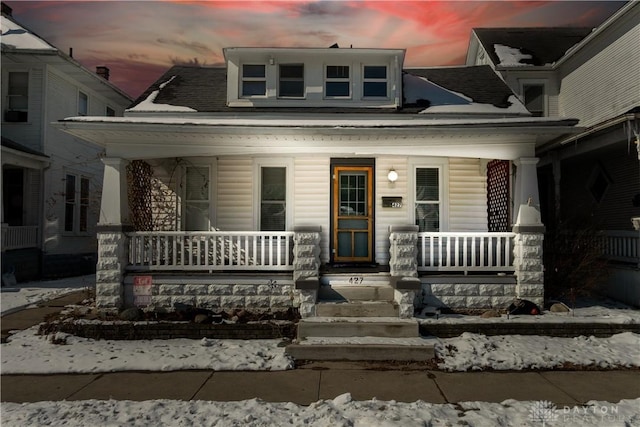 view of front facade with covered porch