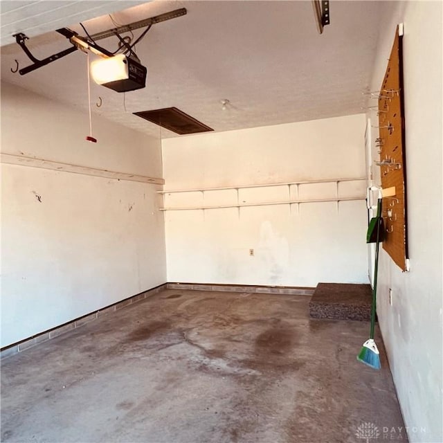 1181/2 Springlake Ave Middle, Unit Middle, Hillsboro, OH 45133 - garage with a garage door opener