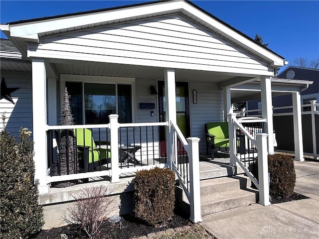 view of front of house with covered porch