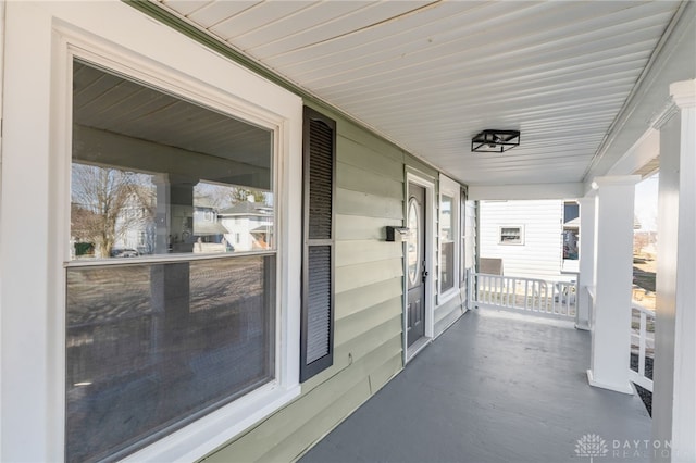 view of patio / terrace with covered porch