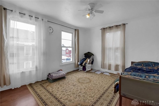 bedroom featuring ceiling fan