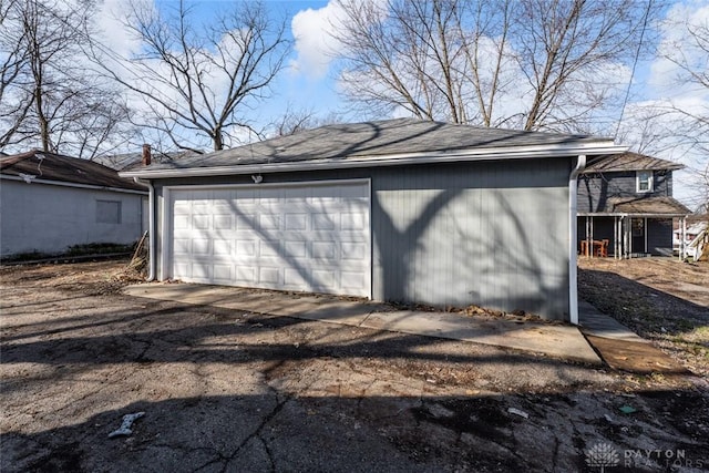 view of detached garage