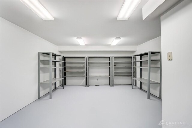 6485 Munger Rd, Dayton, OH 45459 - view of walk in closet