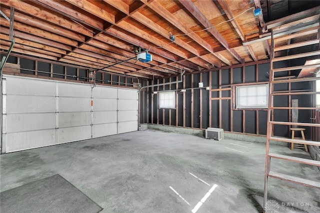 543 W Market St, Germantown, OH 45327 - garage with a garage door opener