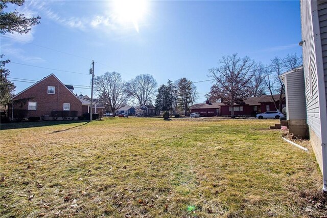 543 W Market St, Germantown, OH 45327 - view of yard