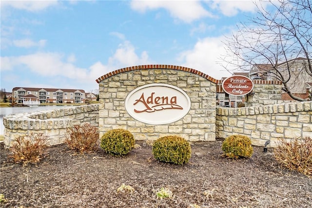 view of community / neighborhood sign