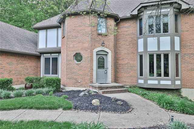 439 Claxton Glen Ct, Dayton, OH 45429 - view of front of home featuring brick siding and roof with shingles