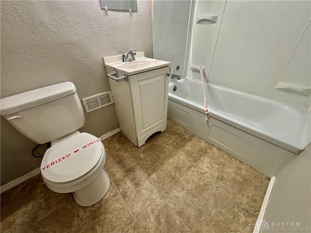 full bathroom with visible vents, baseboards, shower / bathing tub combination, toilet, and a textured wall