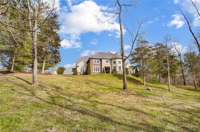 view of front of property with a front yard