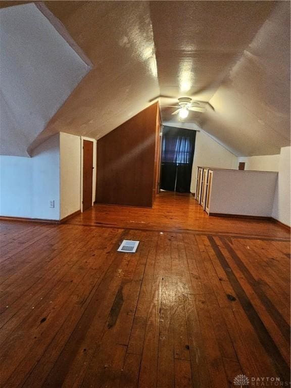 25 Redwood Ave, Dayton, OH 45405 - bonus room featuring a ceiling fan, a textured ceiling, visible vents, vaulted ceiling, and wood-type flooring