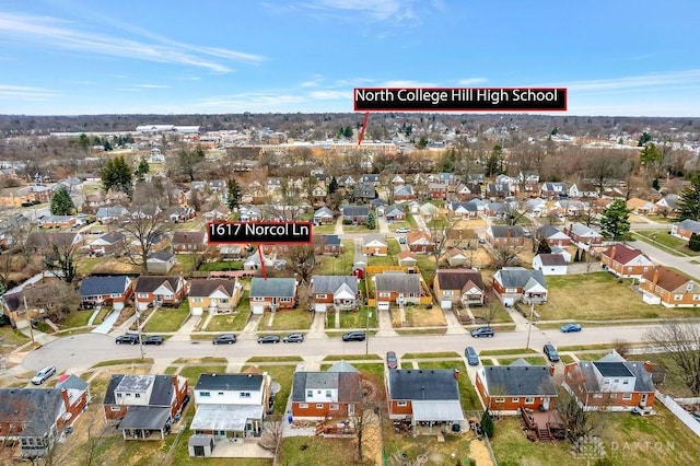 bird's eye view with a residential view