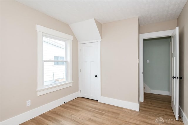 2724 Whittier Ave, Dayton, OH 45420 - additional living space with light wood-type flooring and baseboards