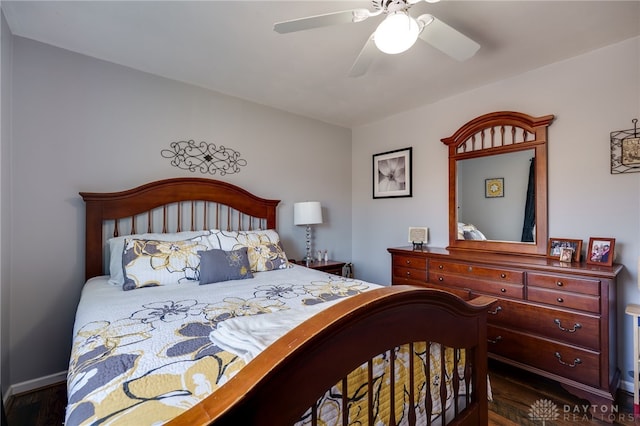 bedroom with a ceiling fan