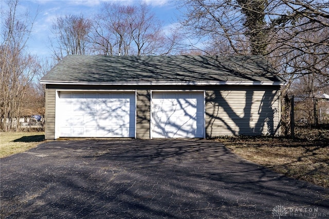 view of detached garage