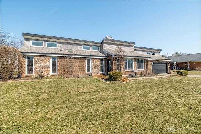 view of front of home featuring brick siding, a garage, concrete driveway, and a front lawn