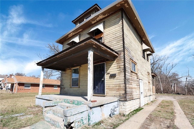 view of front of home with covered porch