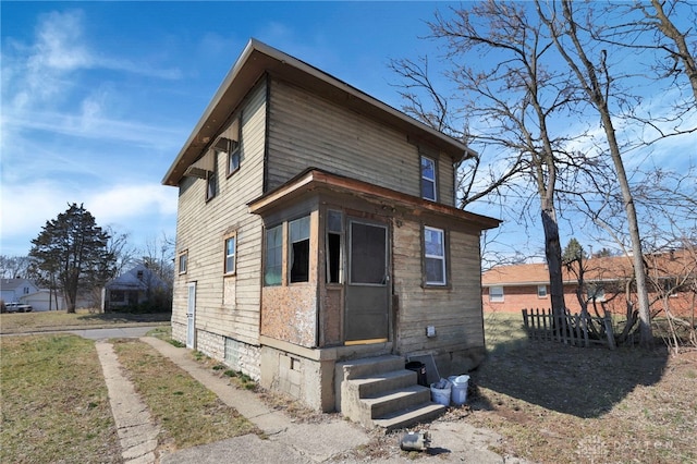 view of front of house featuring entry steps