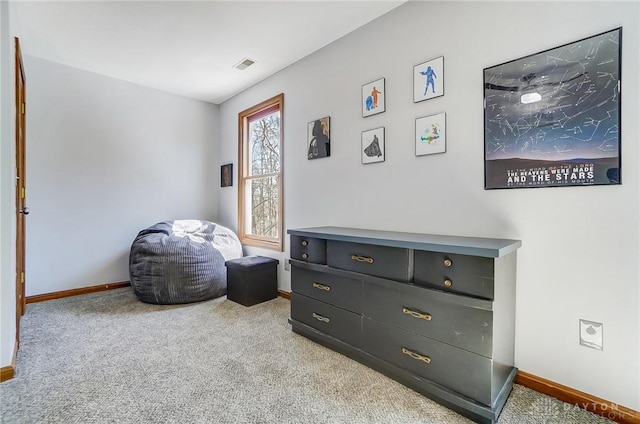 misc room featuring visible vents, carpet flooring, and baseboards