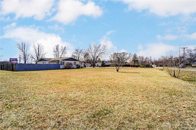 view of yard featuring fence